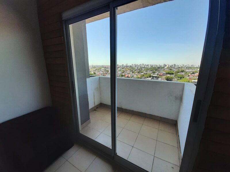 Departamento en Alquiler 2 Amb al frente con Balcón